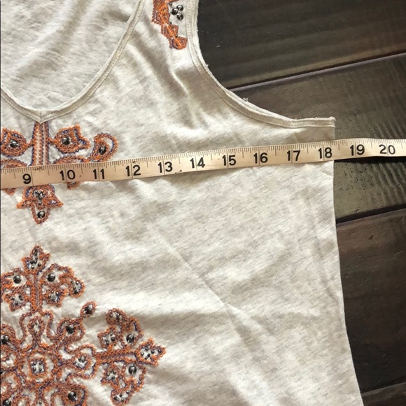 Gray racerback tank - Picture 7 of 7